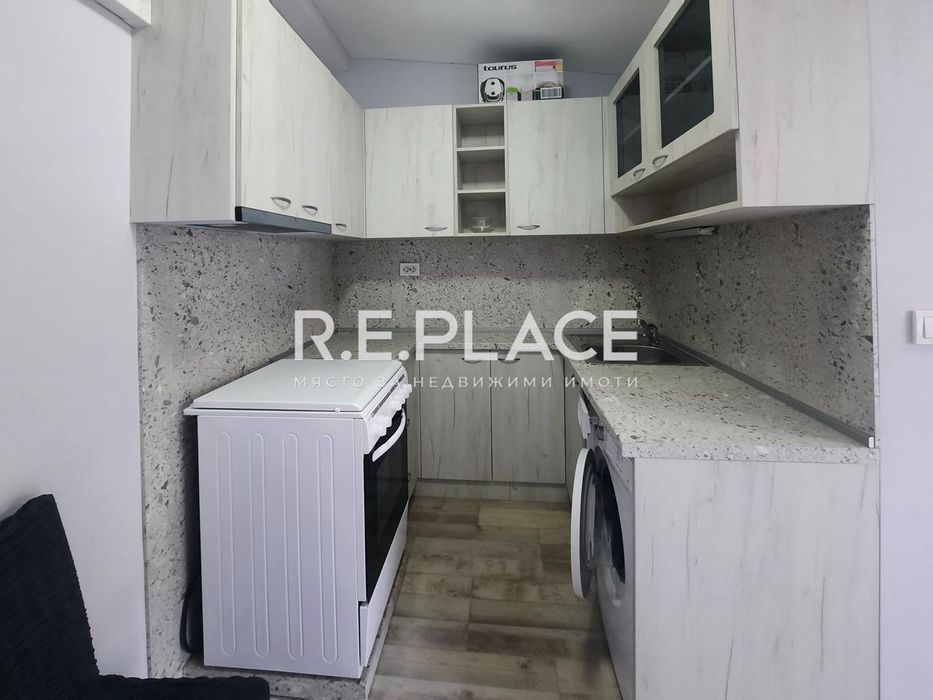 Дава се под наем Двустаен апартамент в Варна, Колхозен пазар - 35 кв.м за 255 € - Снимка #1