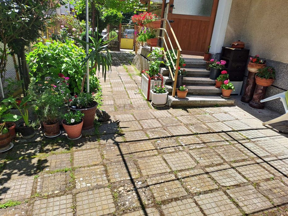 Продава се Етаж от къща в Плевен, Идеален център - 115 кв.м за 1305 €/кв.м - Снимка #21