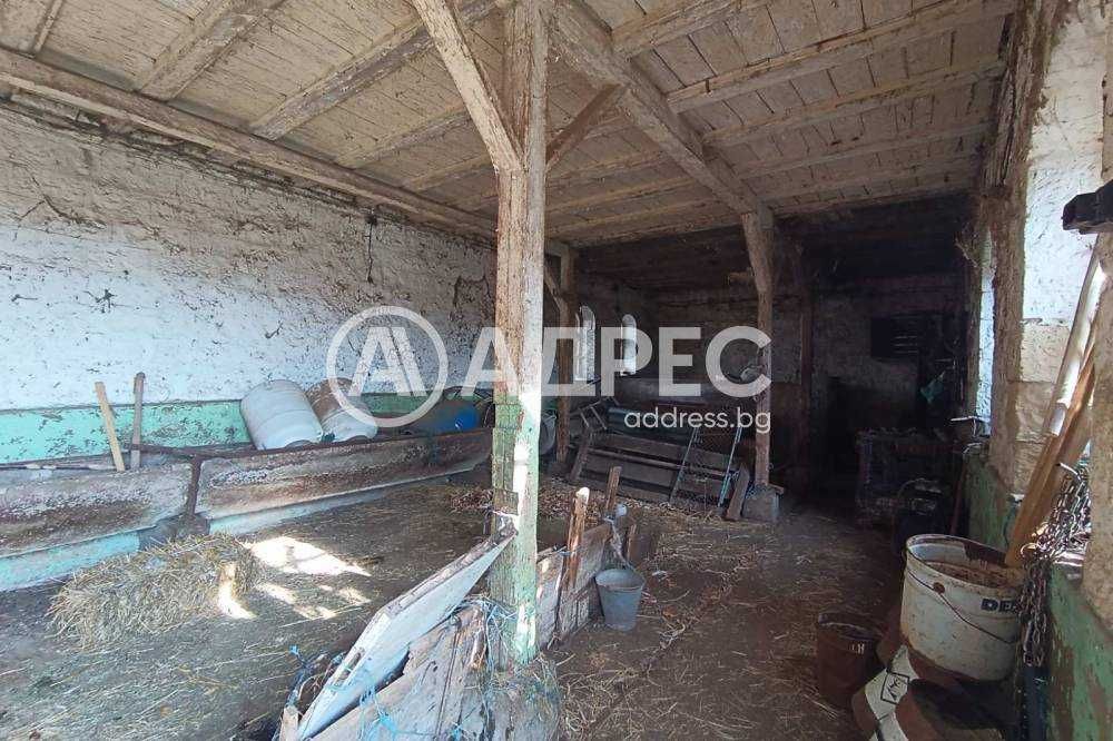 Продава се Промишлена сграда в Разград, Център - 255 кв.м за 324 €/кв.м - Снимка #5