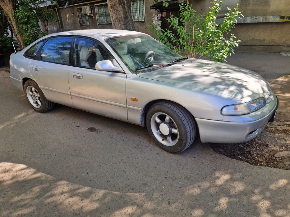 Автомашина мазда