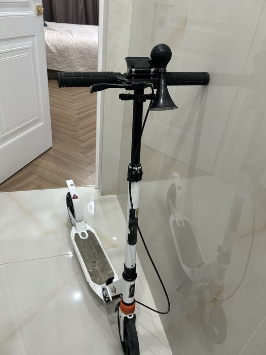 Самокат-25 000 тенге