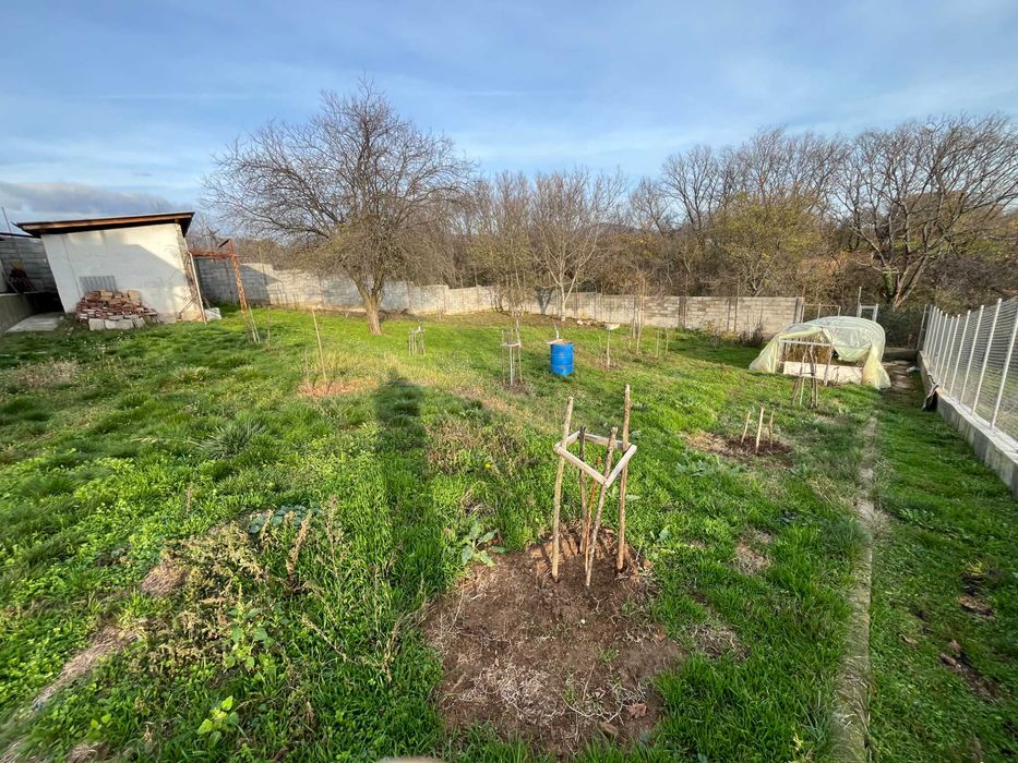 Продава се Къща в Казанлък - 100 кв.м за 765 €/кв.м - Снимка #1