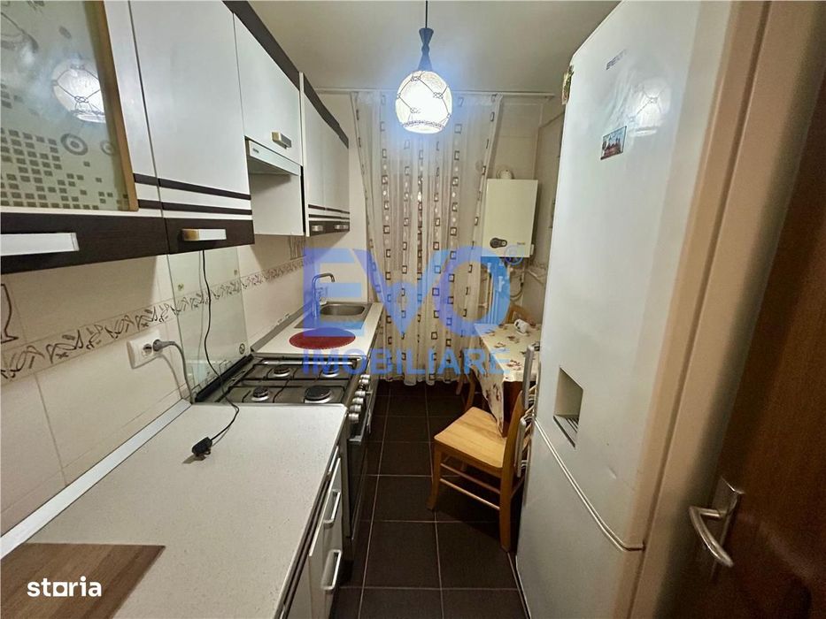 Apartament cu 3 camere de inchiriat, Baza 3