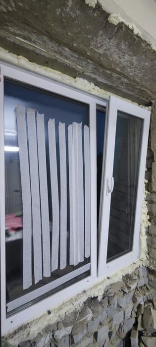 Продам окно пластиковое со стеклопакетом