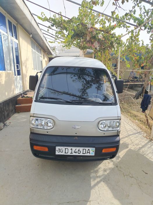 Damasga 2012, yurishga tayyor, old stoykasida, xolat yaxshi kraskasi b