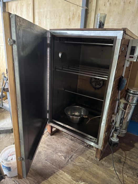 Каптильный шкаф