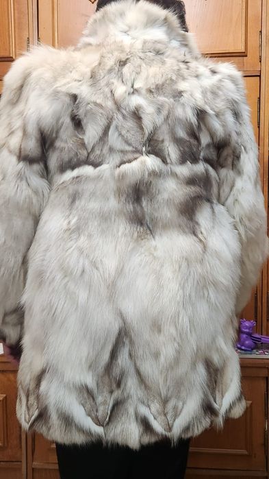 Vand haina blana vulpe argintie/polara