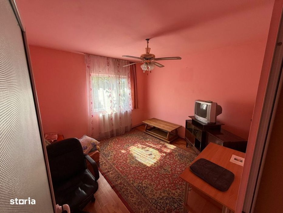 Apartament 3 camere, 66 mp utili, 2 bai, dressing  – bloc caramida