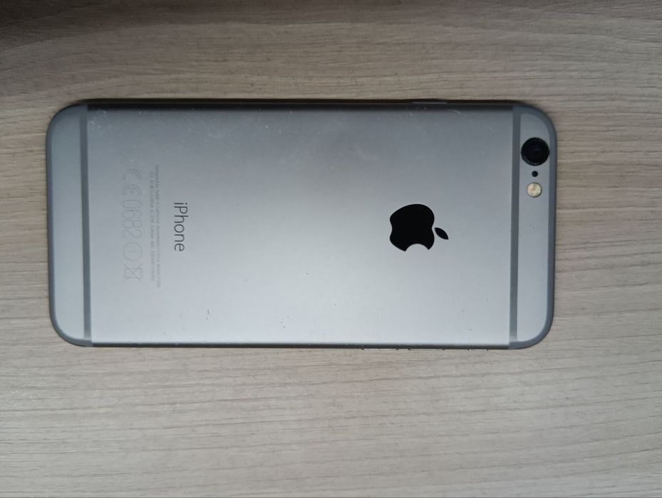 Продам iPhone 6 в отличном состоянии