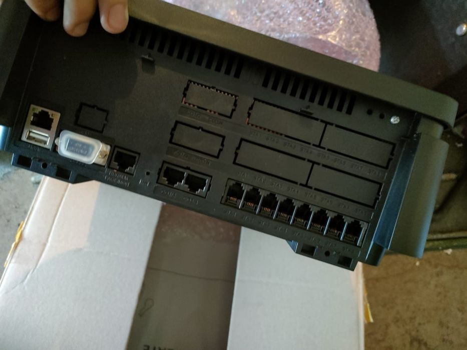 Мини АТС ipecs новая