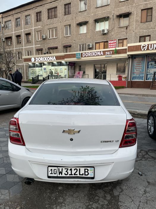 Chevrolet COBALT sotiladi
