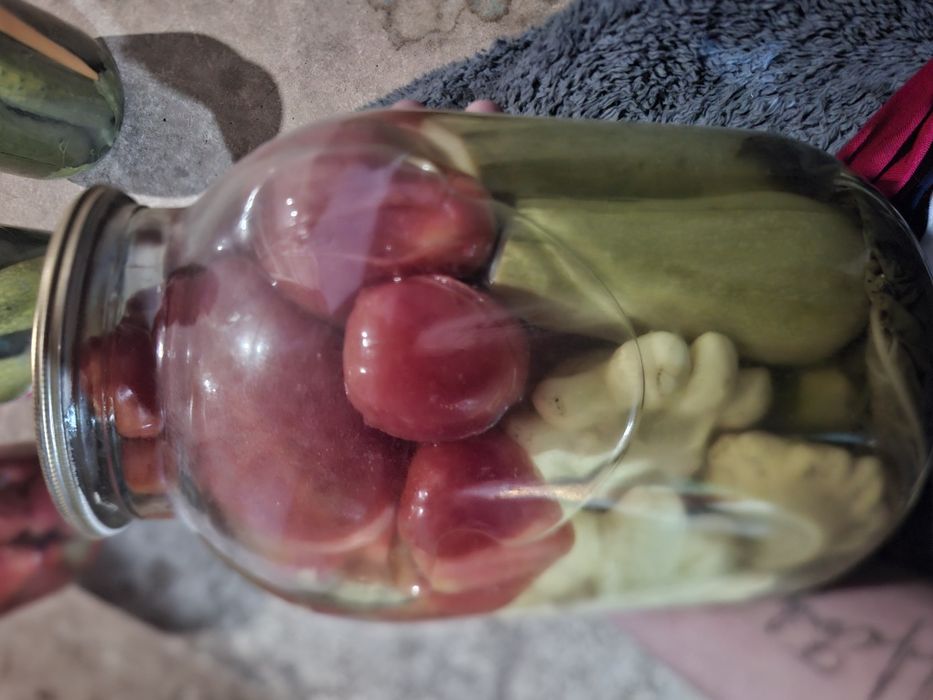 Продам соленья 2 л 2000