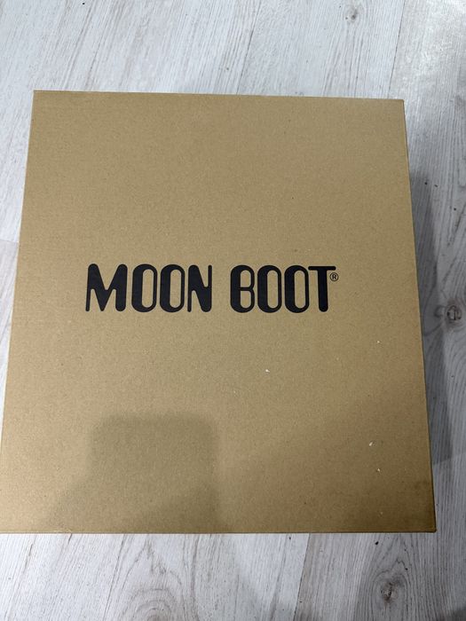 Апрески Moon Boot