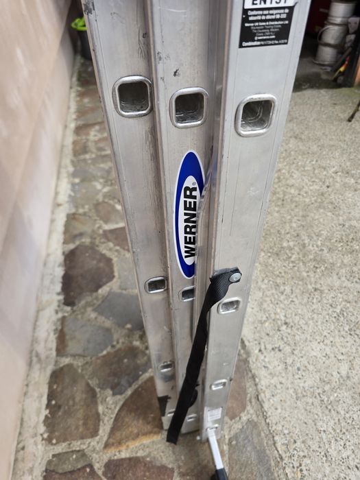 Scara aluminiu werner