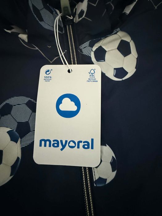 Mayoral яке момче 134см Ново