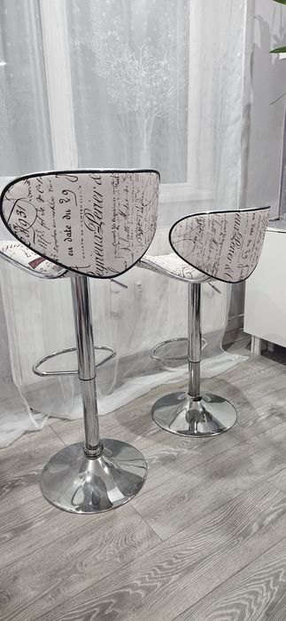 Scaune de bar Mobexpert