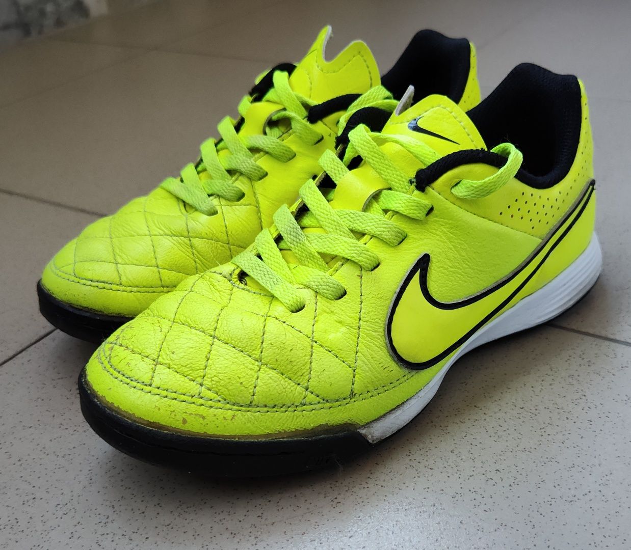 Nike tiempo 34 on sale