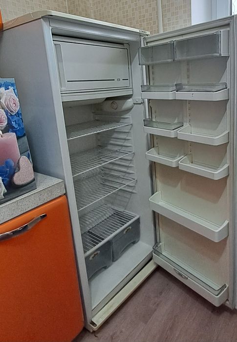 Продам холодильник Атлант