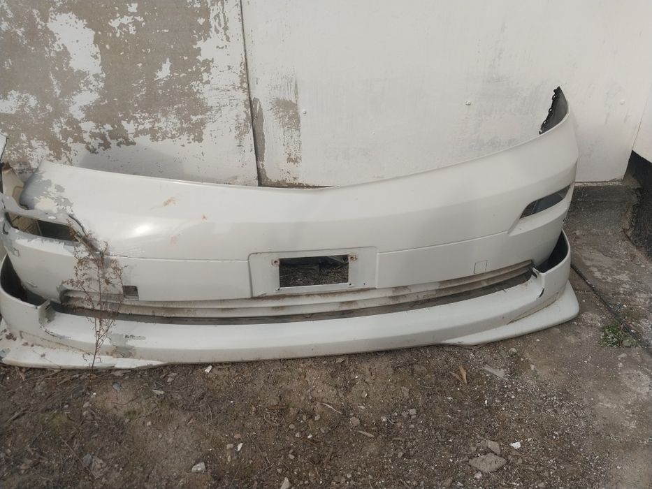 Бампер от Alphard 10кузов до рест