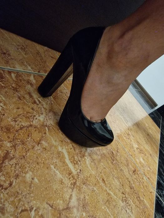 Pantofi eleganti