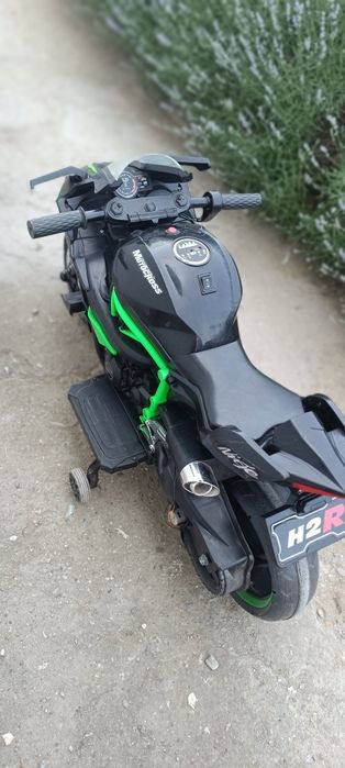 Електрически мотор