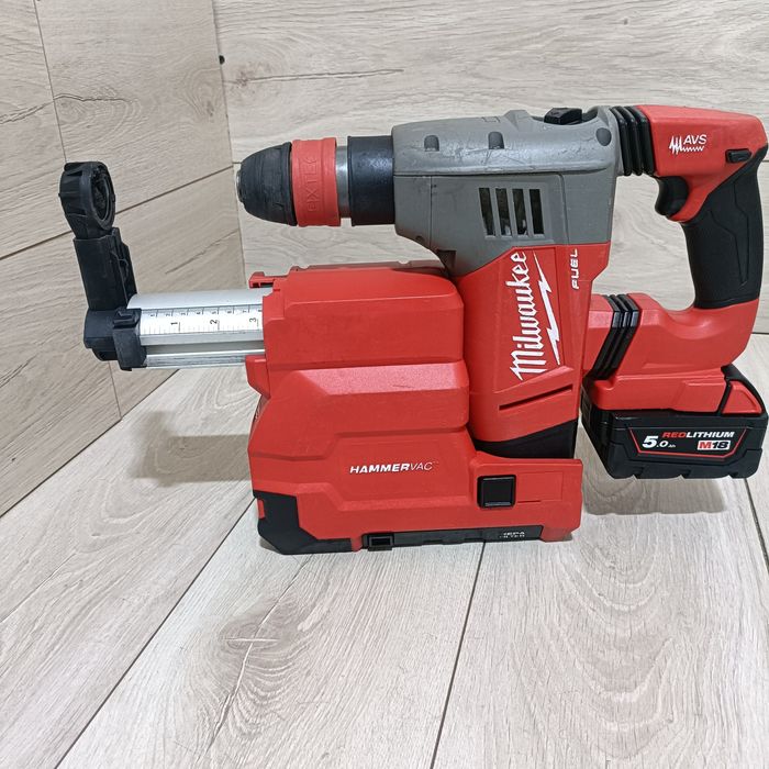 Rotopercutor SDS Plus puternic Milwaukee M18 CHPX cu aspirator de praf