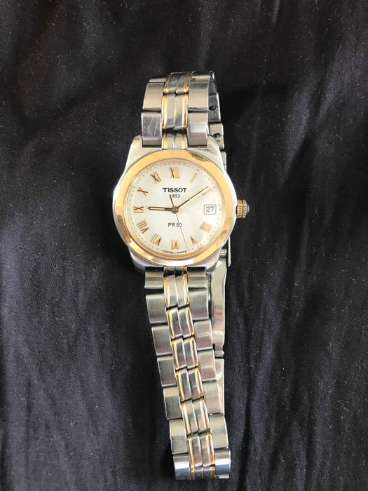 Продава оригинален Швейцарски мъжки часовник TISSOT PR 50