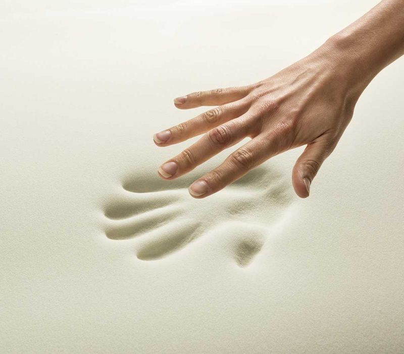 Анатомическая подушка для взрослых и детей, с доставкой по городу.