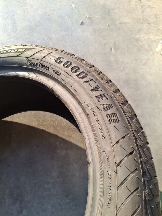 2 Anvelope All season 215 50 r17 Goodyear