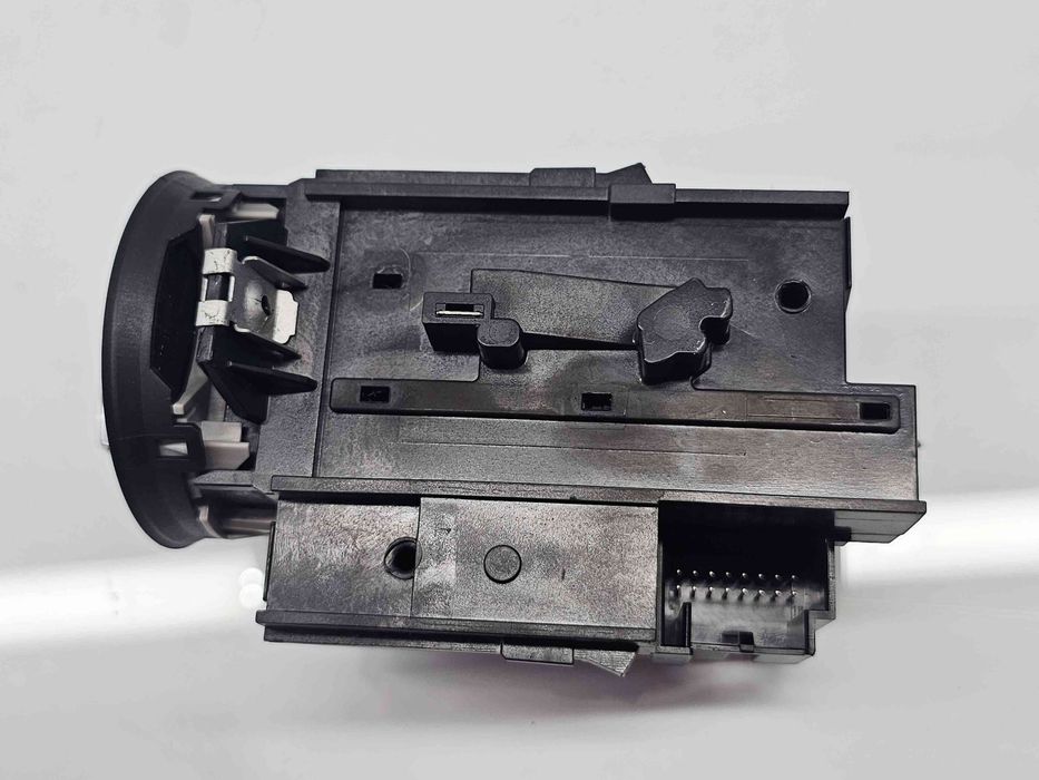 Contact cu cheie  Volkswagen Passat B7 (362) [Fabr 2010-2014] 3C09058