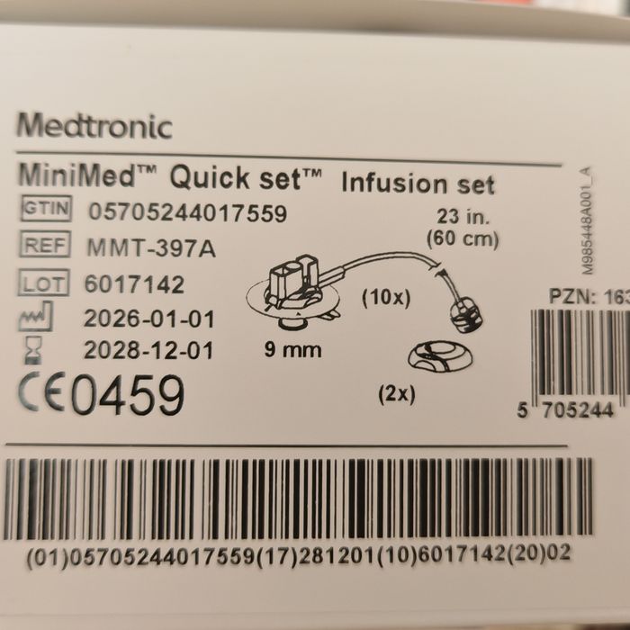 Catetere  Medtronic Quick set 9 mm+ rezervoare