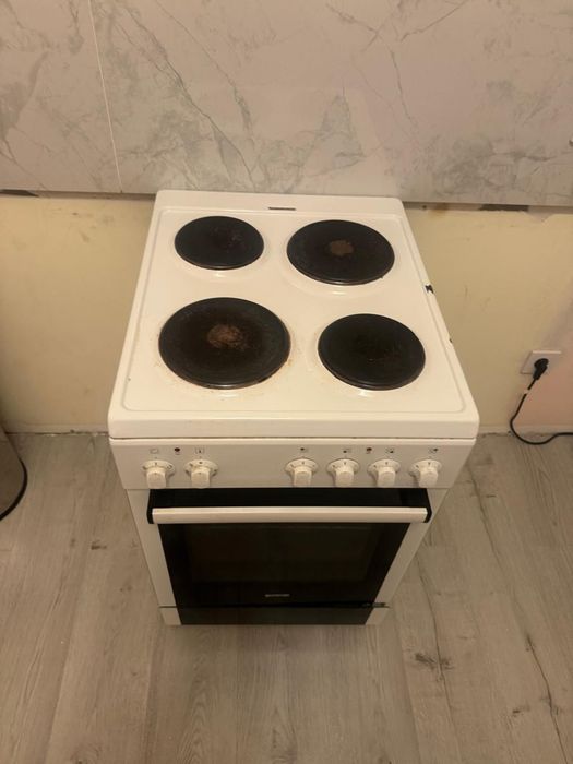 Электрическая плита