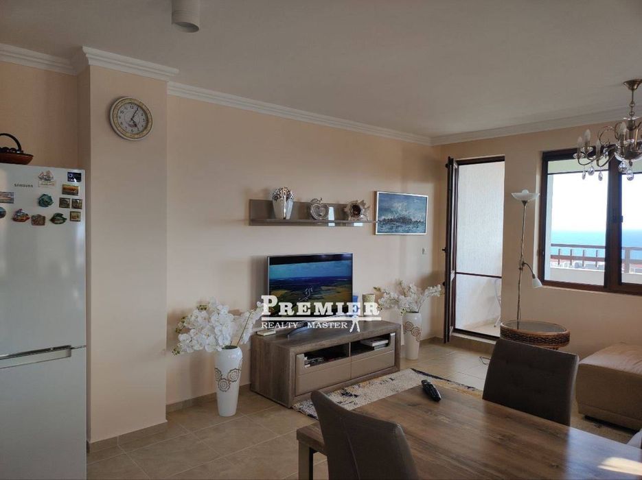 Продава се Четиристаен апартамент в Свети Влас - 150 кв.м за 1667 €/кв.м - Снимка #1