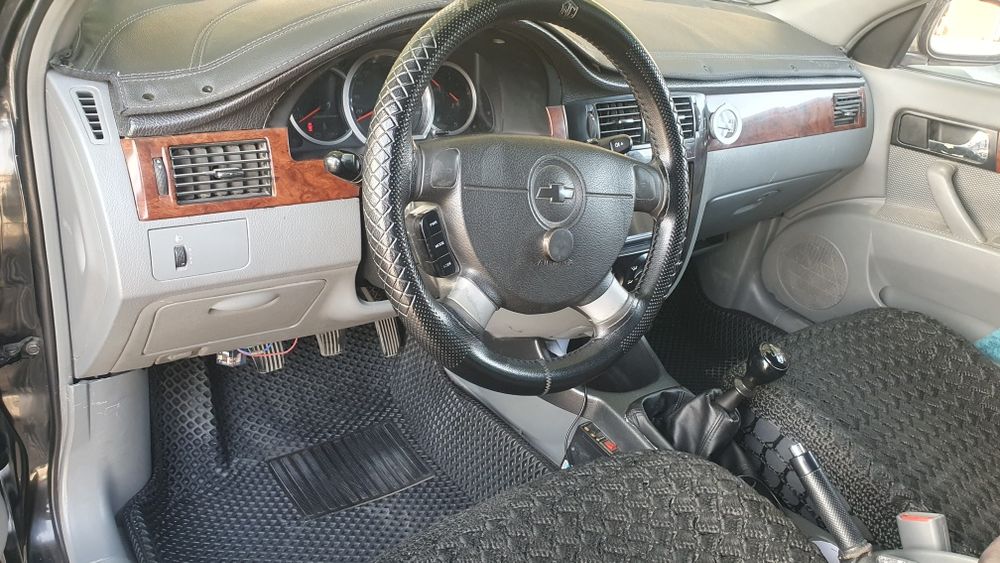 Layette 2 pozitsiya 1.8  Srochni sotiladi