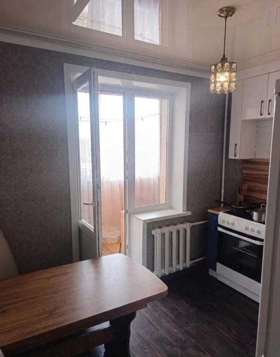 1 комнатная 37 м.кв в Центре