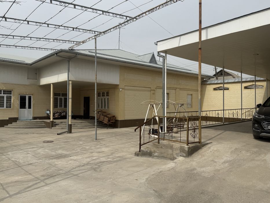 Uy sotiladi koooota 12 sotix дом