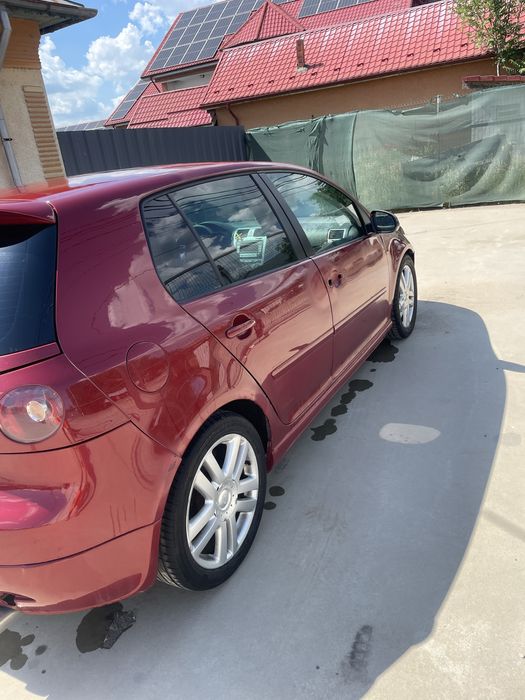 Vand  golf 5 pachet gti