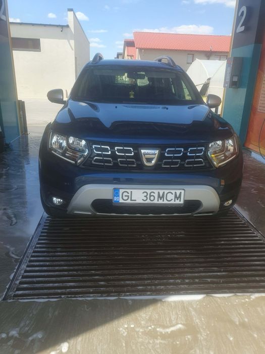 Vând mașină Dacia Duster