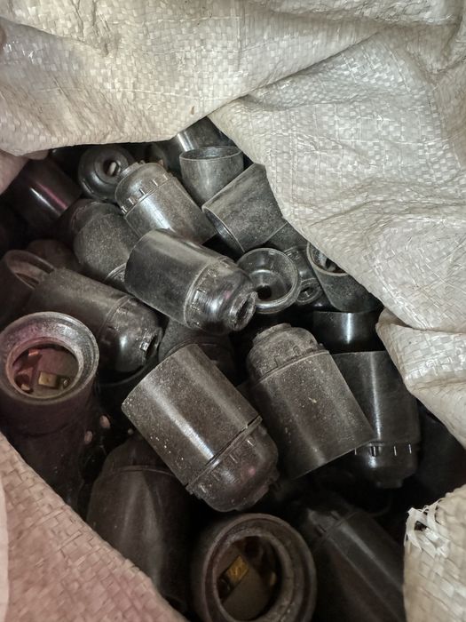 Патроны для лампочек