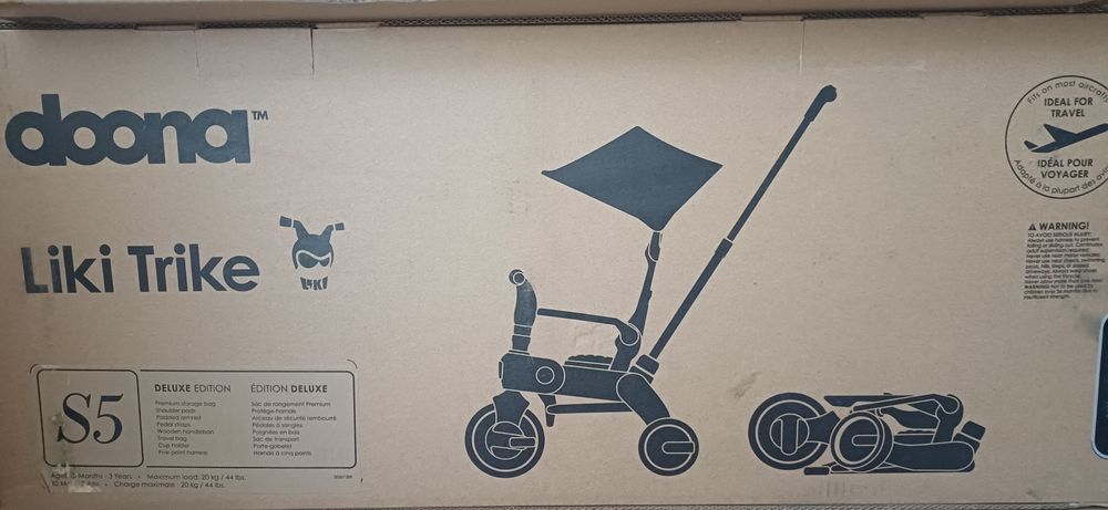 Vand carucior copii si tricicleta copii