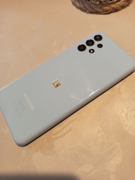 Samsung galaxy a13 , Xiomi redmi 13 и Нокия 3310