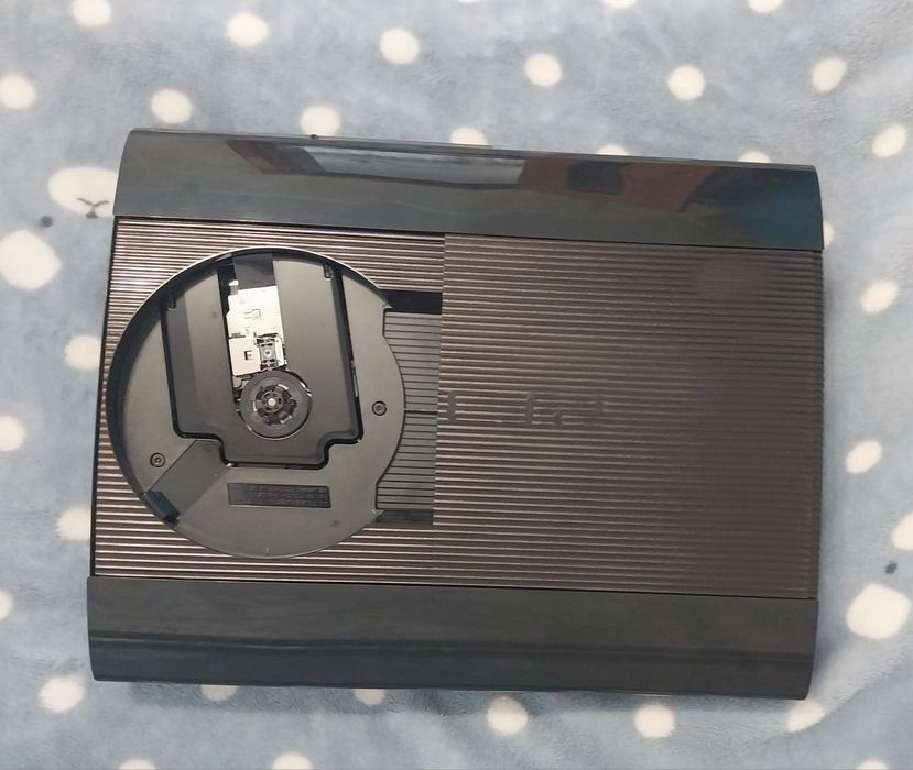 Продам пс3 super slim 500gb