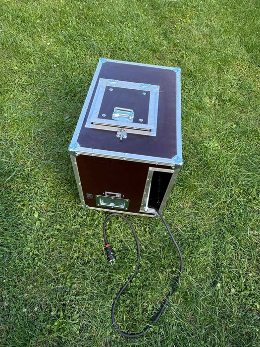 Masina  fum greu  cu gheata carbonica