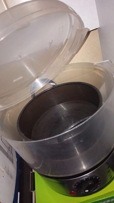 Aparat de fiert cu aburi