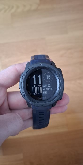 Vand Garmin instinct 1