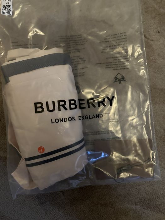 Нов Бански burberry без забележка