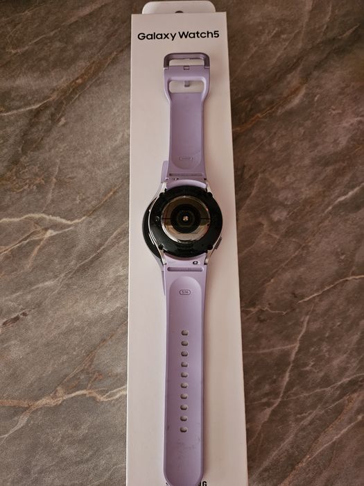 Часовник SAMSUNG GALAXY watch 5