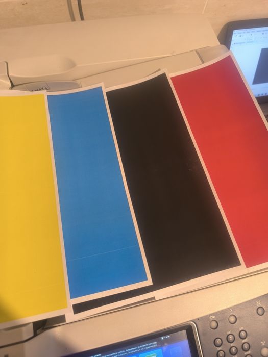 Принтер МФУ цветной  Xerox WC 7220 мало пробега