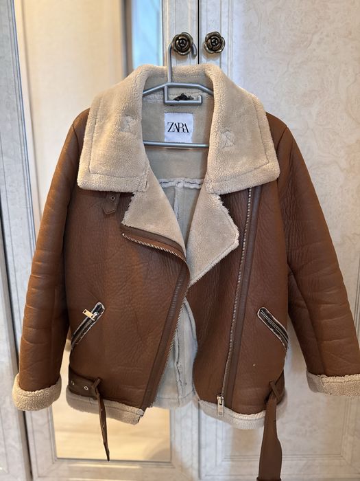 Зимняя утепленная дубленка