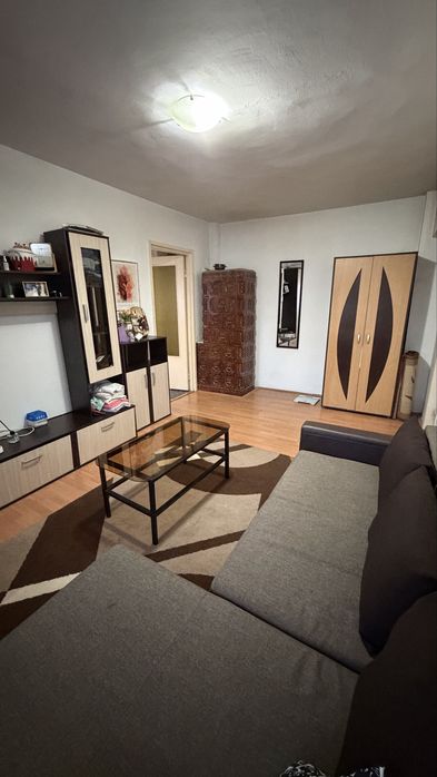 Vand apartament Ineu